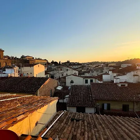 Apartment Pitti With A View
