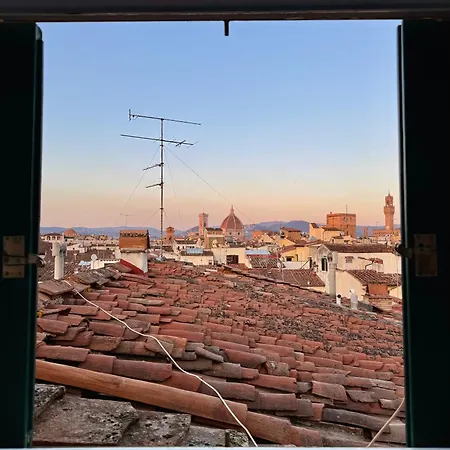 Apartment Pitti With A View