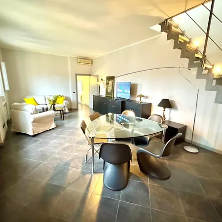 شقة A Terrace In Oltrarno *