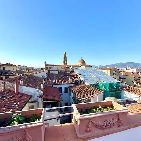 A Terrace In Oltrarno Appartement *