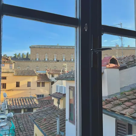 Appartement A Terrace In Oltrarno *