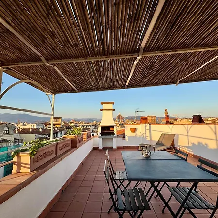 A Terrace In Oltrarno Florencia